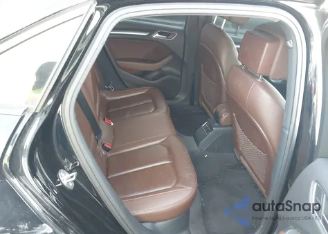 2018 Audi A3 2.0T Premium/2.0T Tech Premium z USA, uszkodzony, nr VIN WAUB8GFFXJ1061550